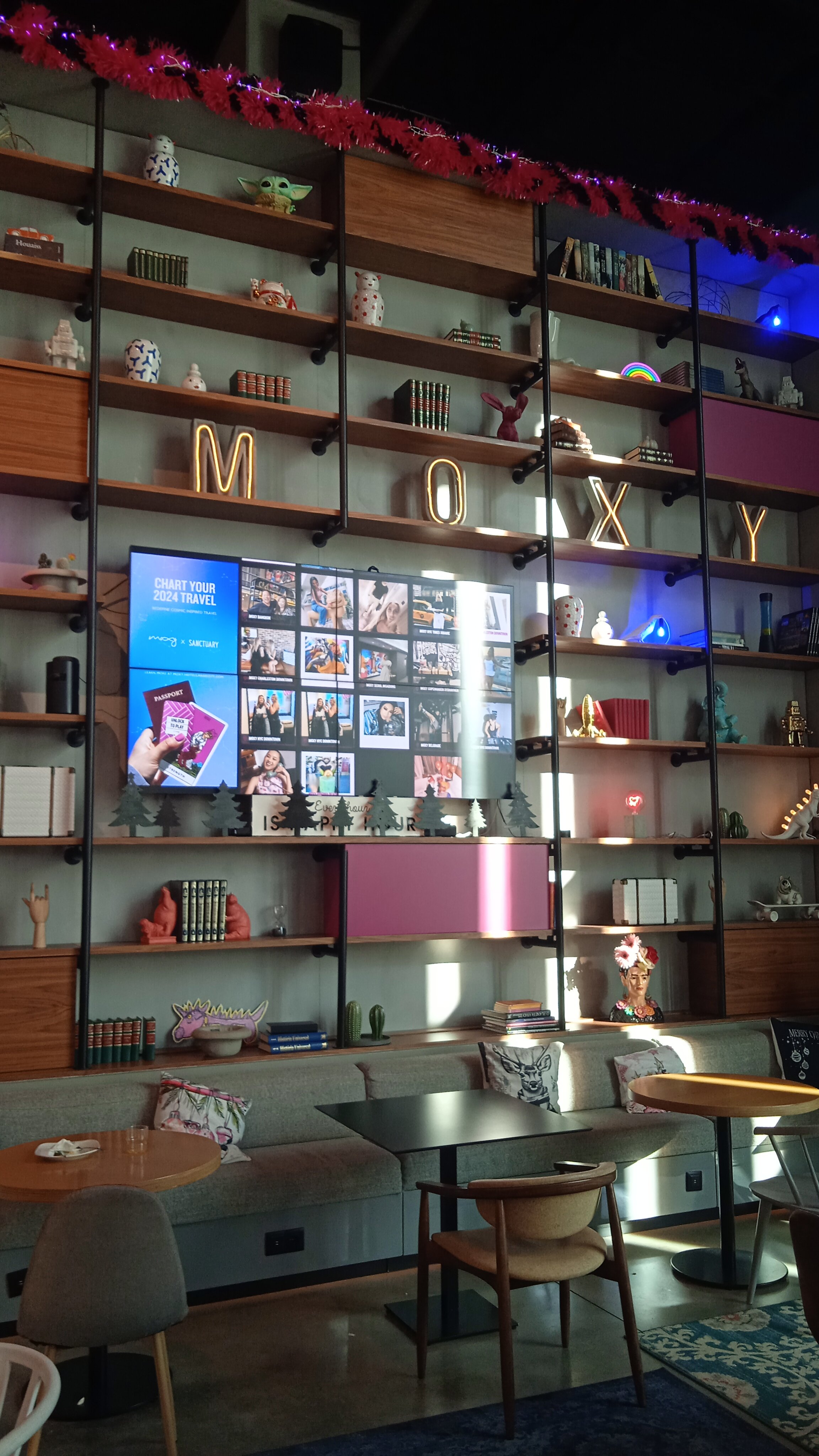 Moxy Lisboa Oriente-浴室