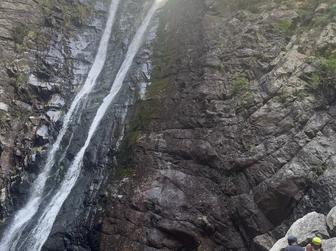 Rus En Vrede Waterfall-奥兹洪必去景点