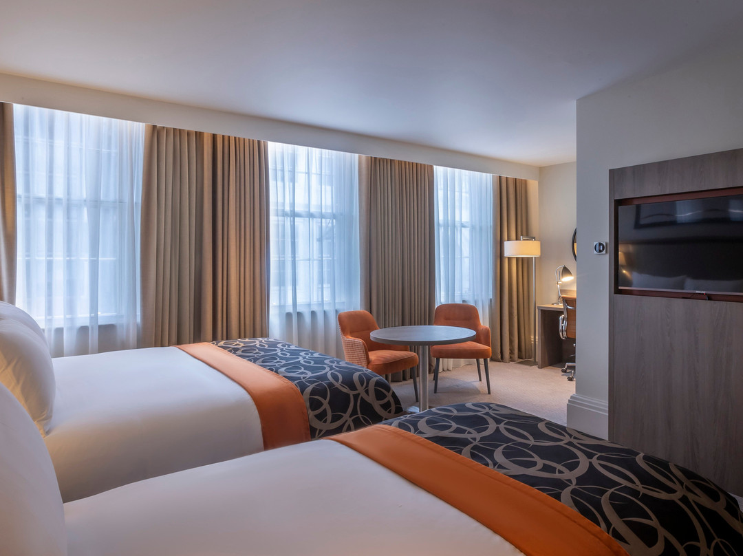 Clayton Hotel