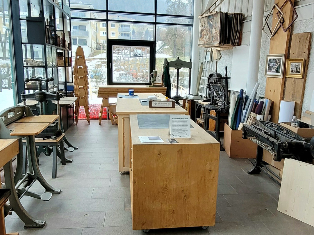 Handwerk Haus-泉格伊斯恩必去景点