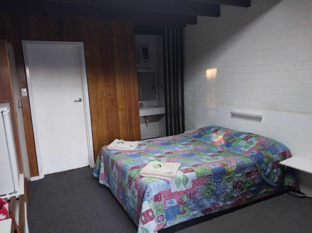 Sundowner Bordertown Motel主图