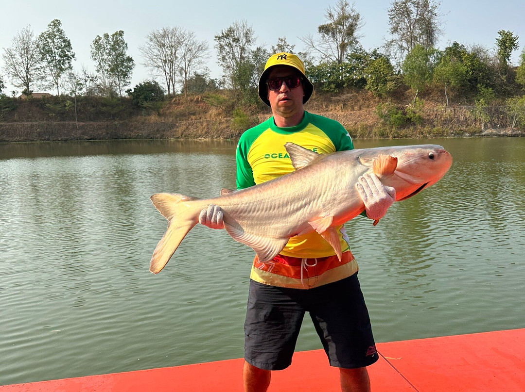 Amazon Fishing Park Pattaya景点图片