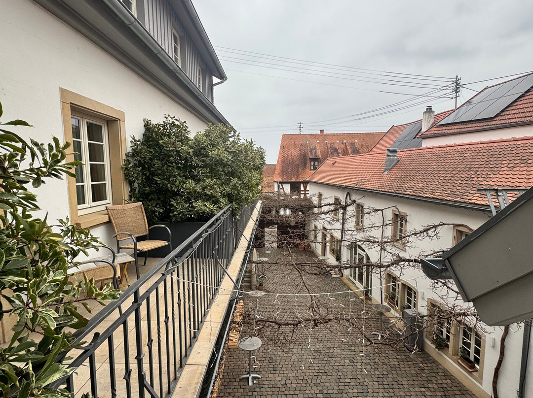 Weinhaus Henninger主图