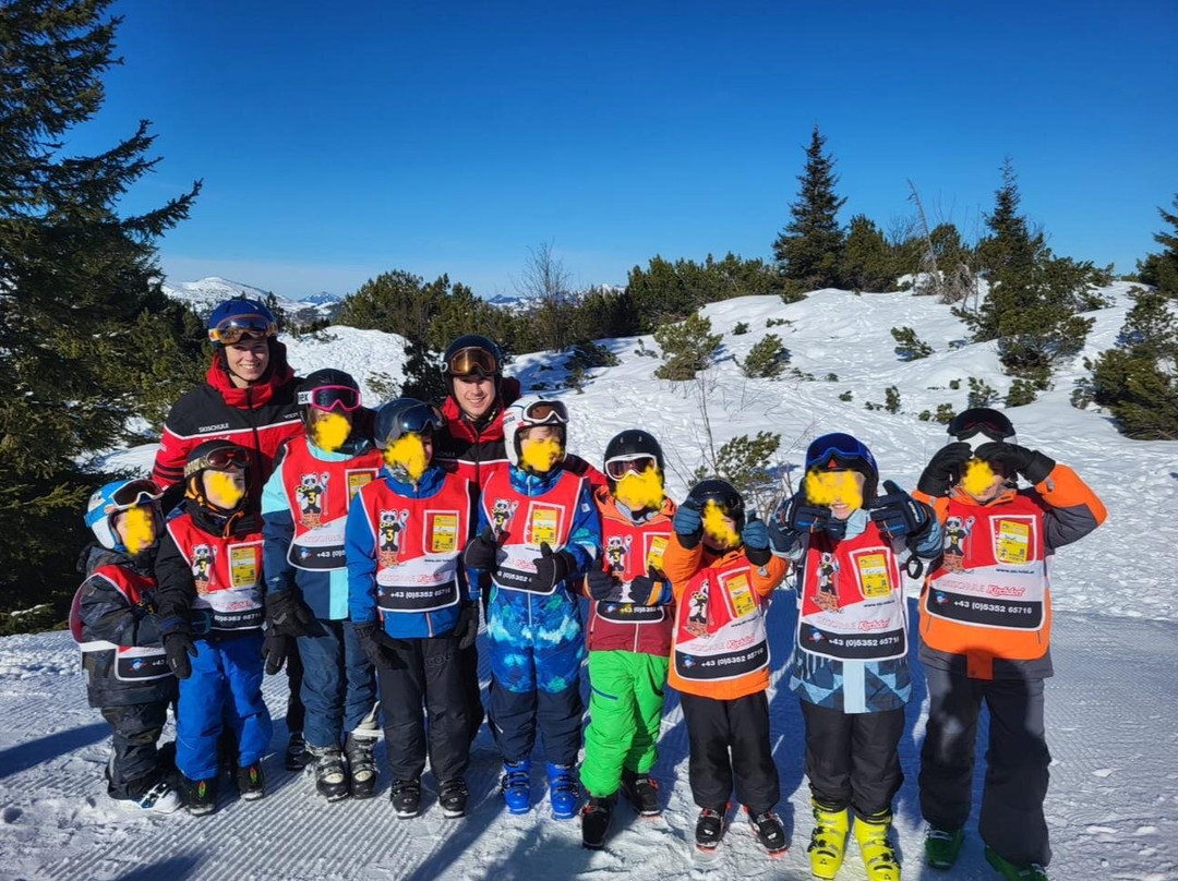 Skischule Kirchdorf-教堂村堤候必去景点