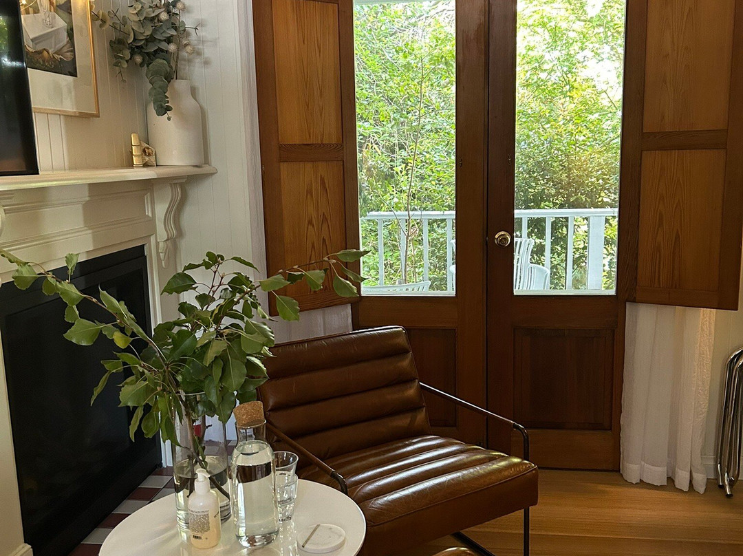 彼鲁兹洛恩酒店主图