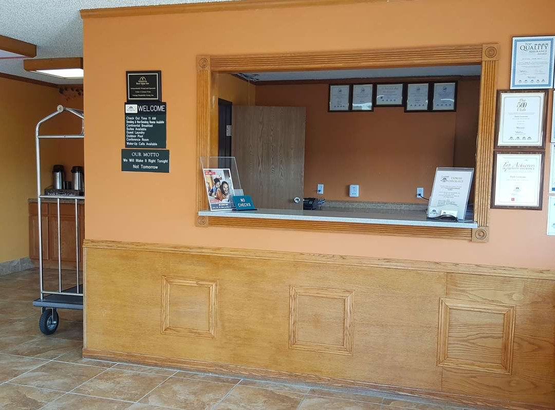 Fort Scott酒店住宿-Americas Best Value Inn & Suites Nevada