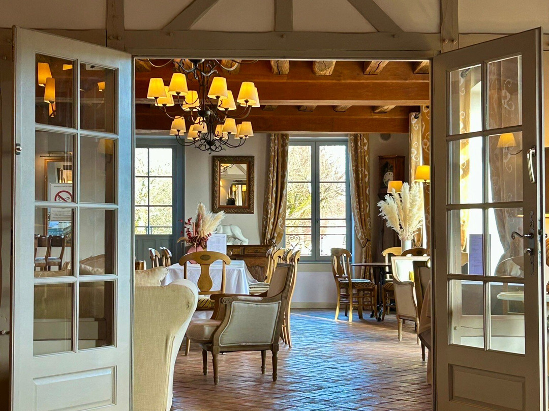 Hostellerie de la Tour d'Auxois主图