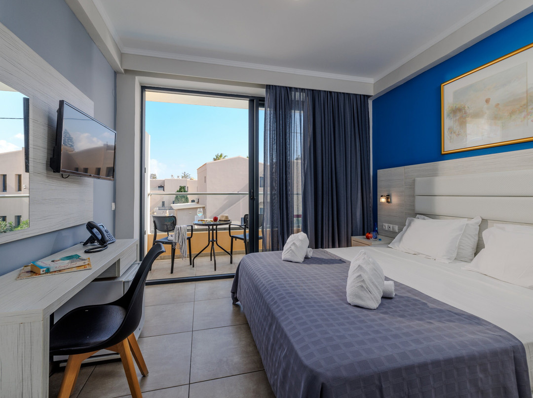 Blue Aegean Hotel & Suites主图