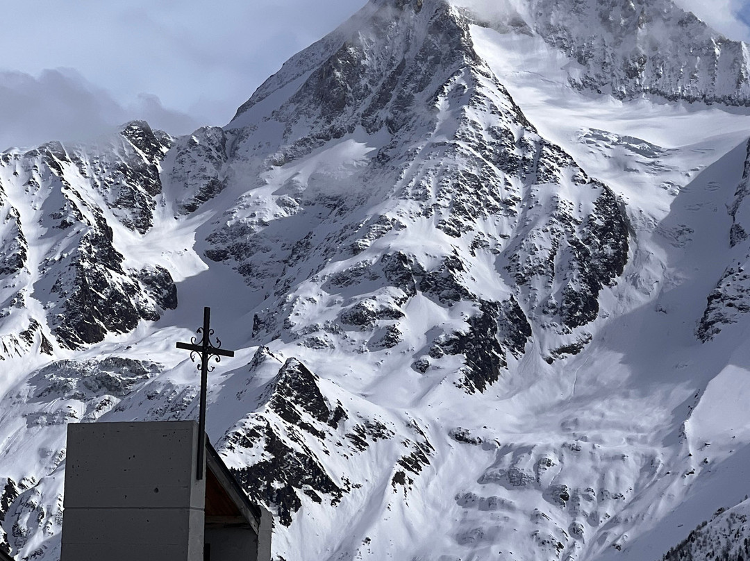 Hotel Nest and Bietschhorn主图