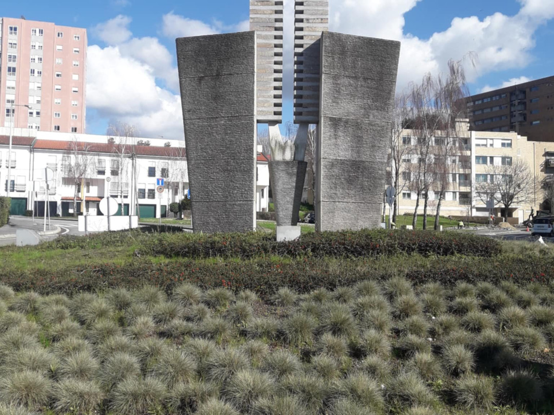 Monumento Ao Associativismo Maiato景点图片