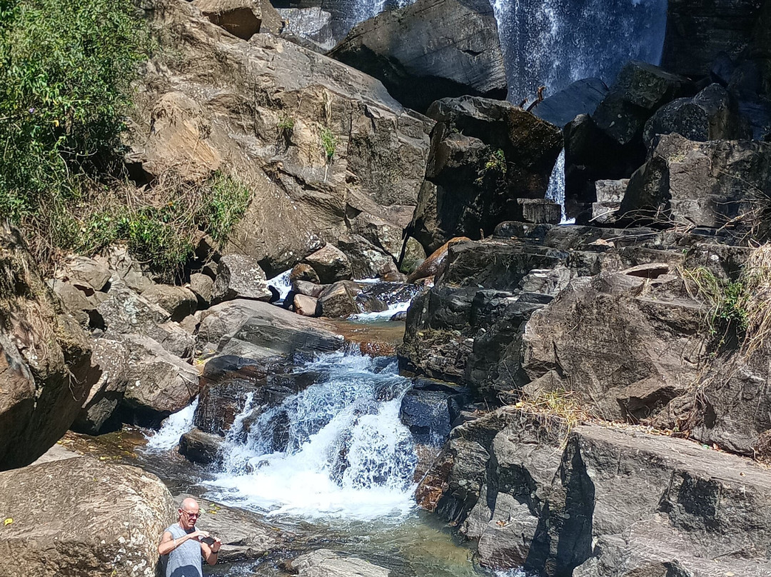 Devathura Falls景点图片
