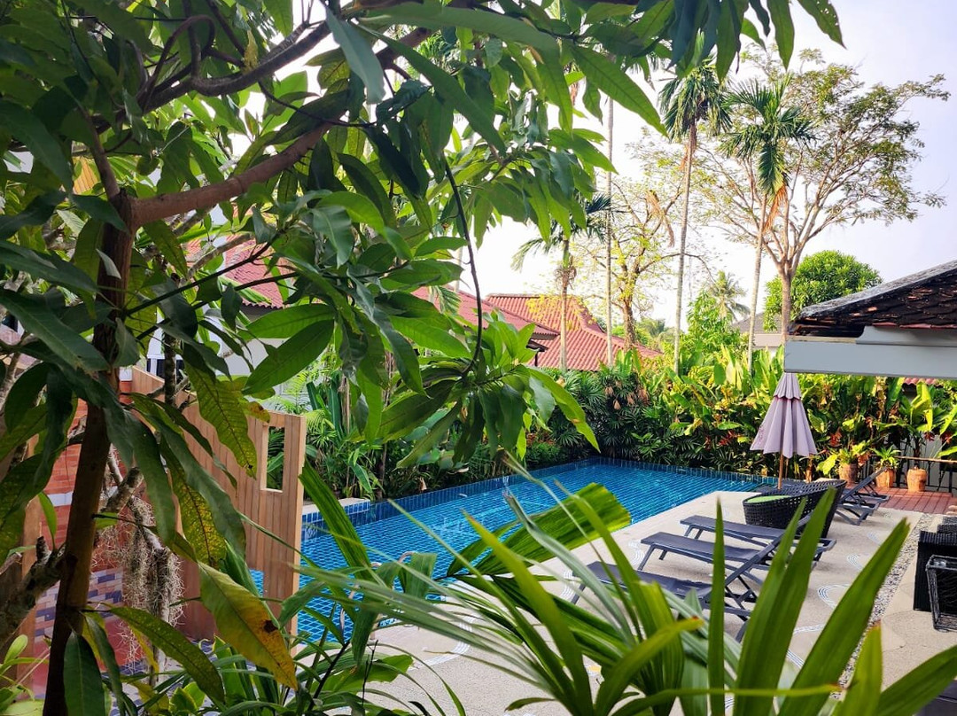 普吉岛椰村度假村主图