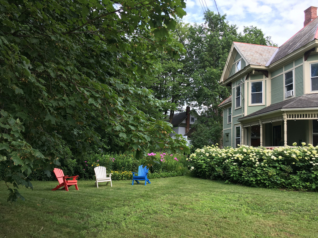 Heart Of The Village Inn, Modern Vermont Bed & Breakfast主图