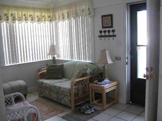 Gulf Gardens Resort-客卧
