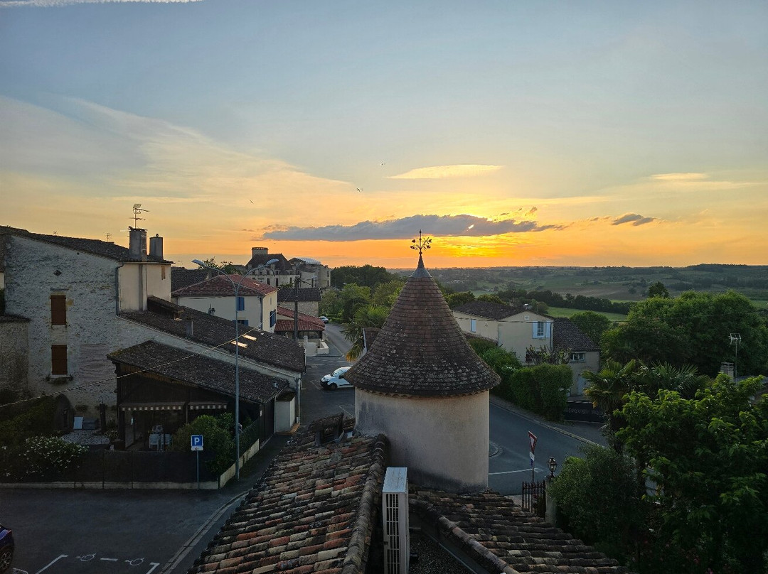 杜克斯酒店主图