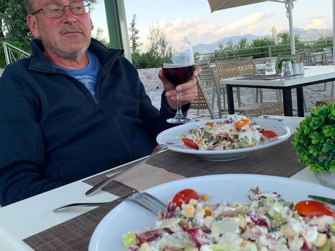 Red Tower Hotel and Suites主图