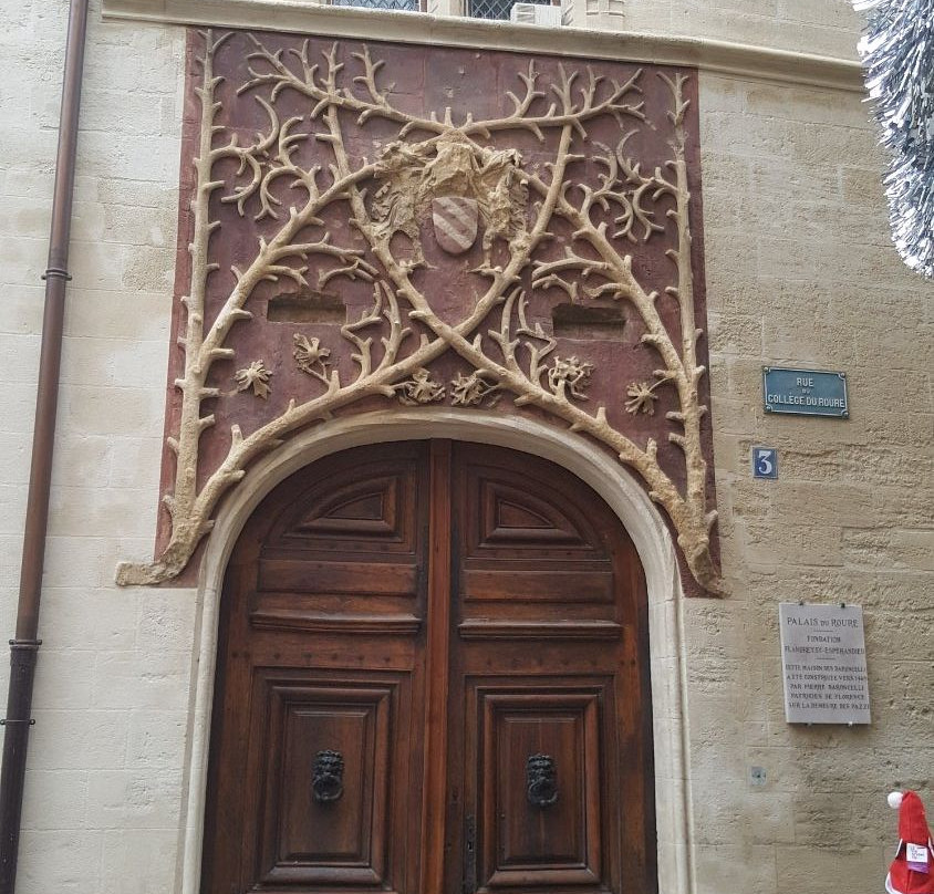 Historic Center of Tournon sur Rhone-图尔农必去景点