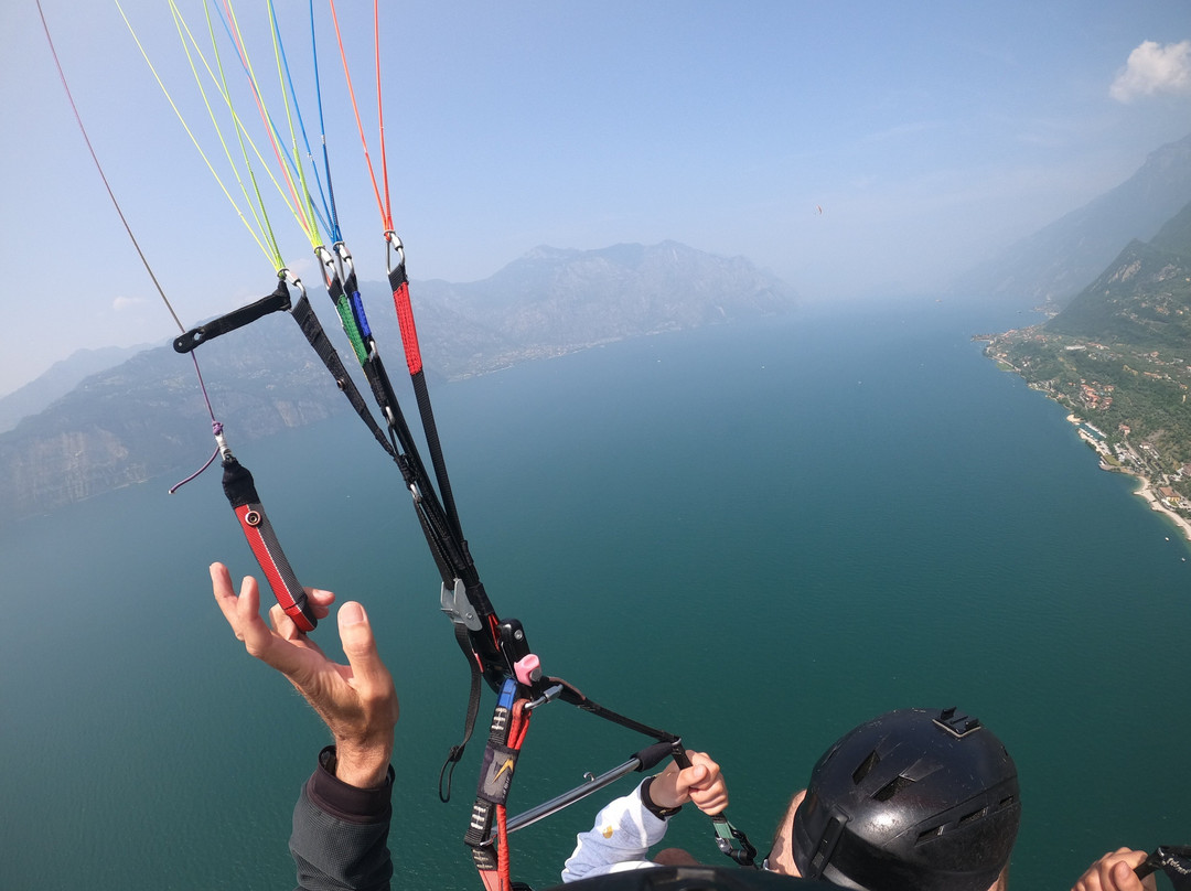 Roberto Paragliding Malcesine景点图片