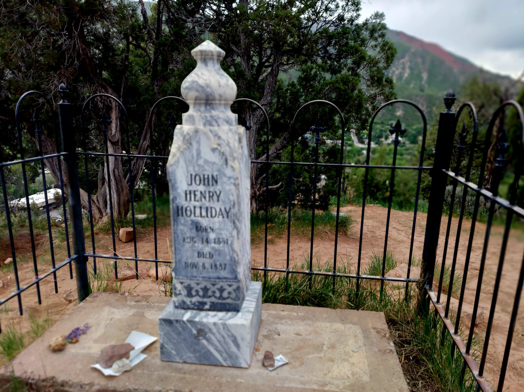 Doc Holliday's Grave-格伦伍德温泉必去景点