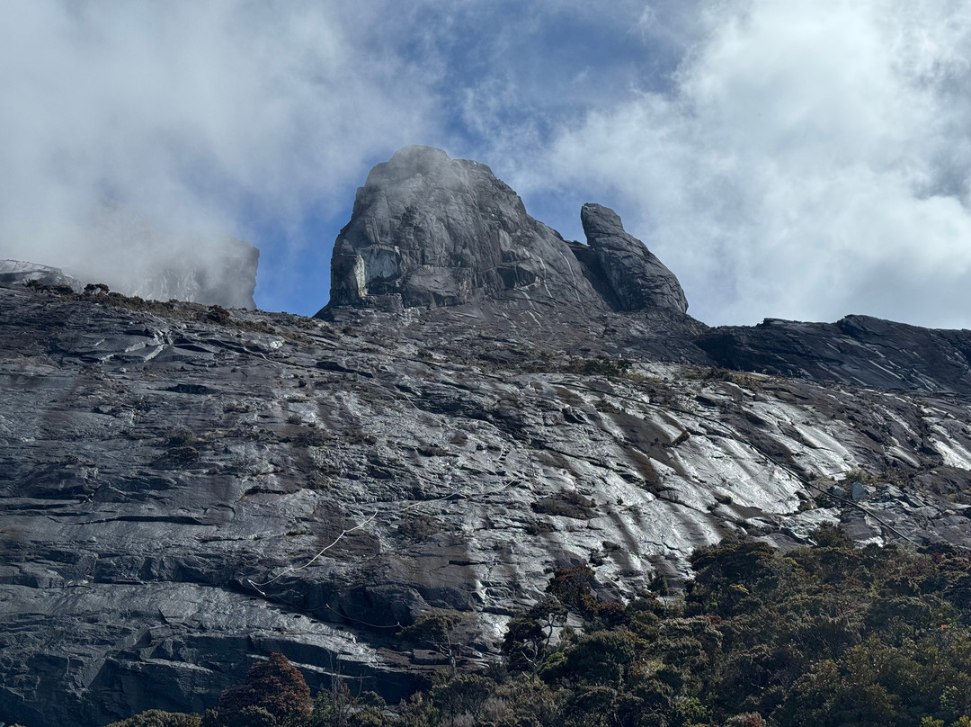 Let's Climb Mount Kinabalu-亚庇区必去景点