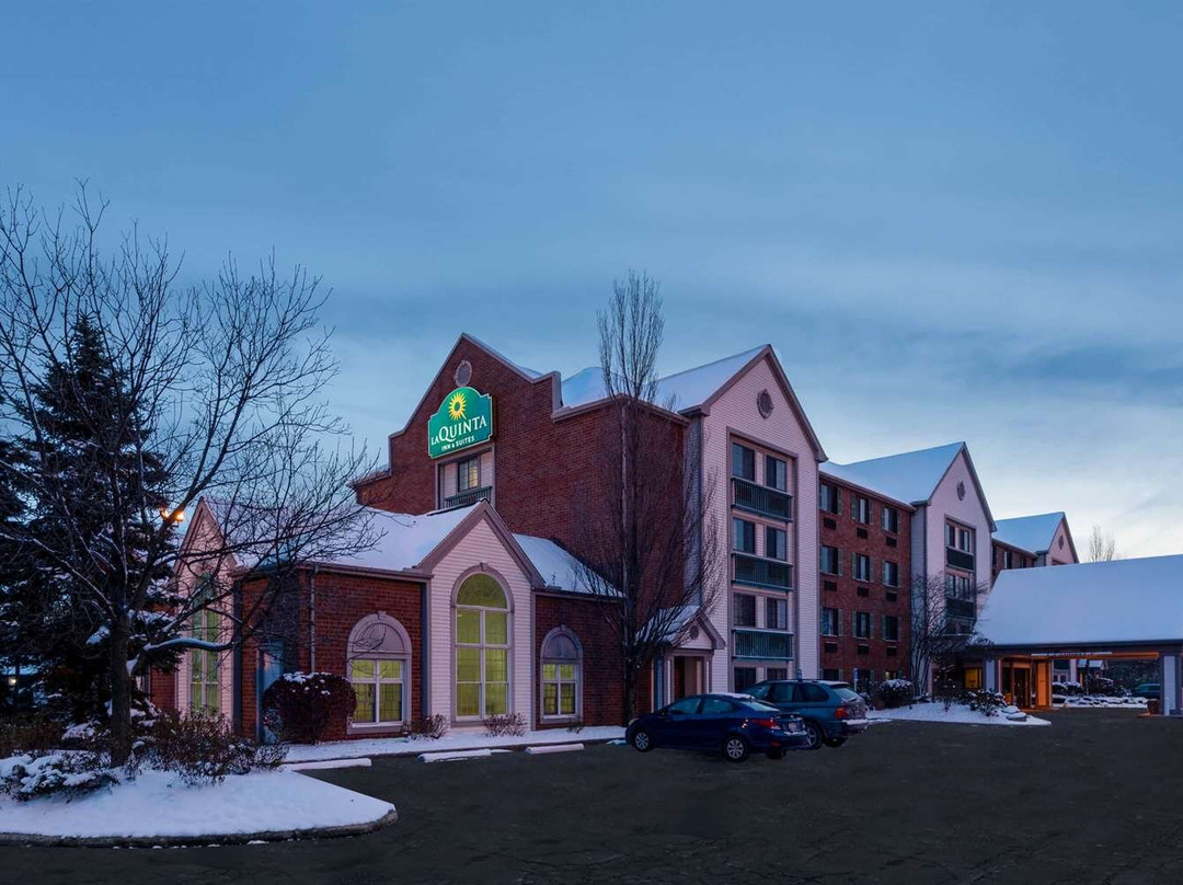 特温斯堡酒店住宿-La Quinta Inn & Suites by Wyndham Cleveland Macedonia