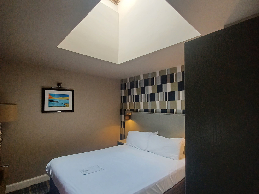 Jolly's Hotel主图