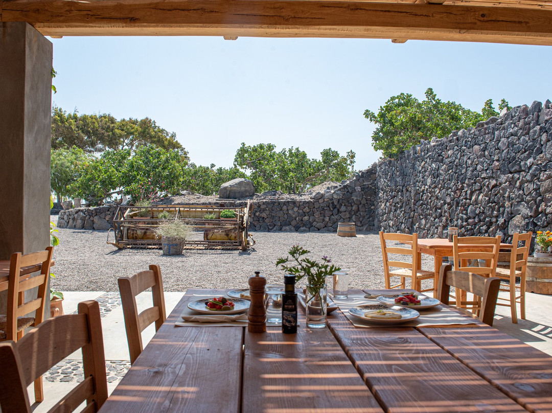 Nomikos Estate Santorini-Vothonas必去景点