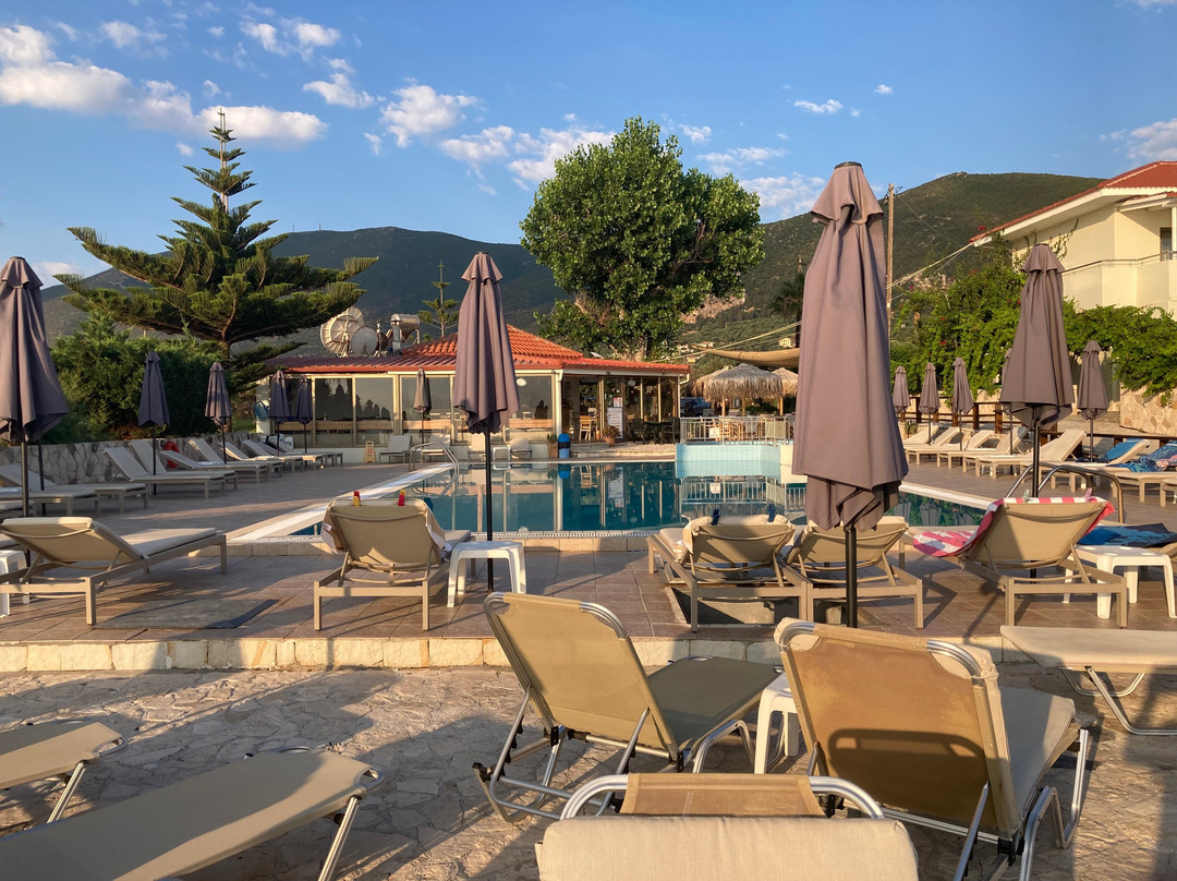 Paradise Apartments主图