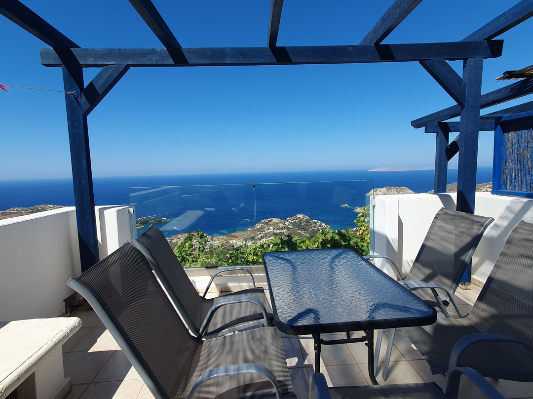 Nymphes Luxury Apartments主图