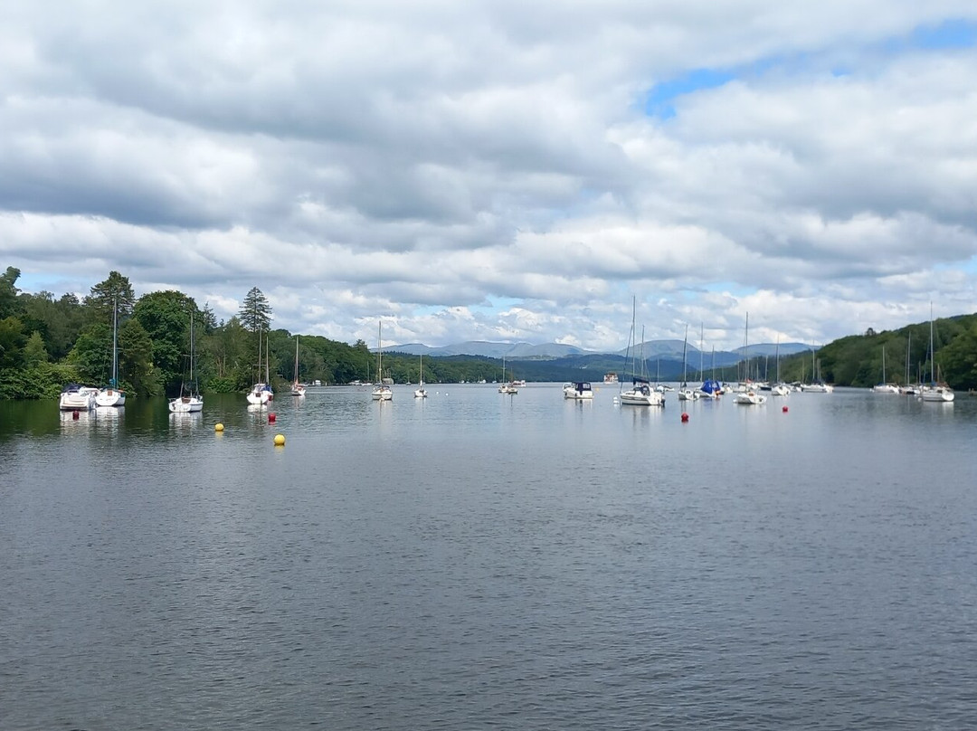 Paddleboard The Lakes-Newby Bridge必去景点