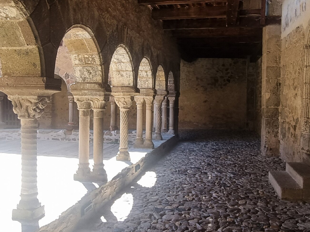 Abbaye de Lavaudieu-Lavaudieu必去景点
