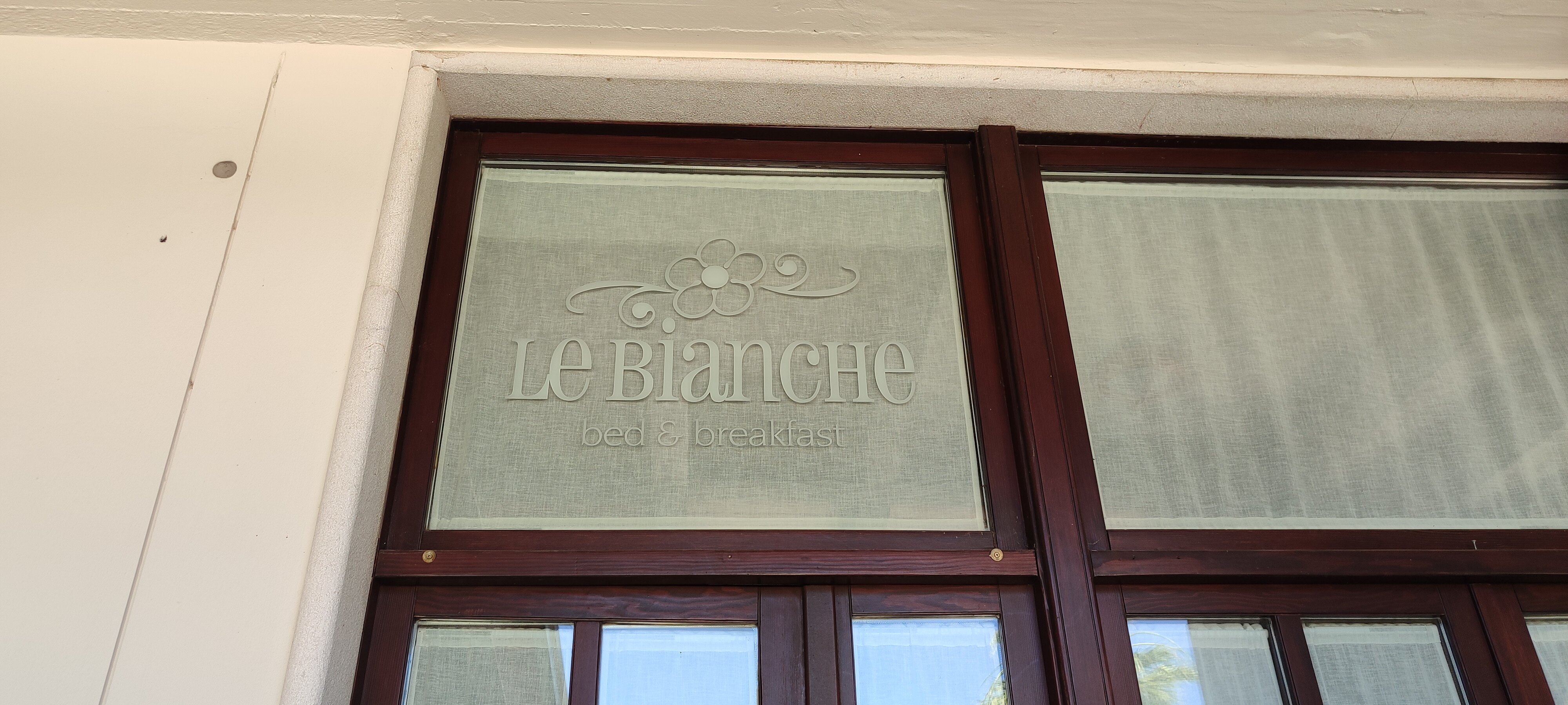 Le Bianche-官方
