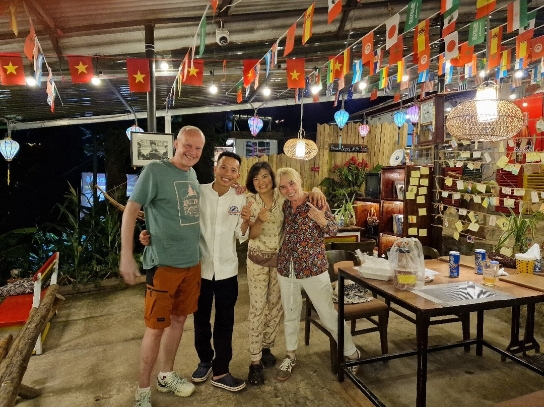 Family Kitchen & Café