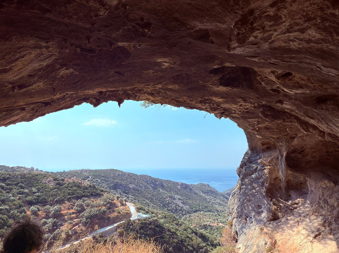 Cave of Pythagoras-Votsalakia必去景点
