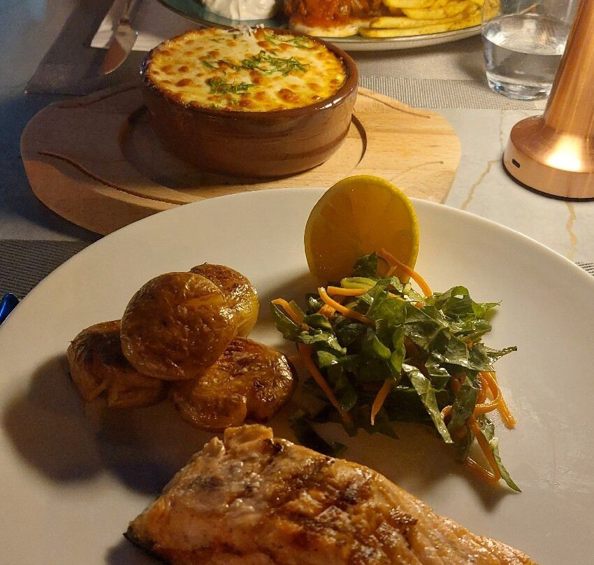 Yiamas Taverna Restaurant