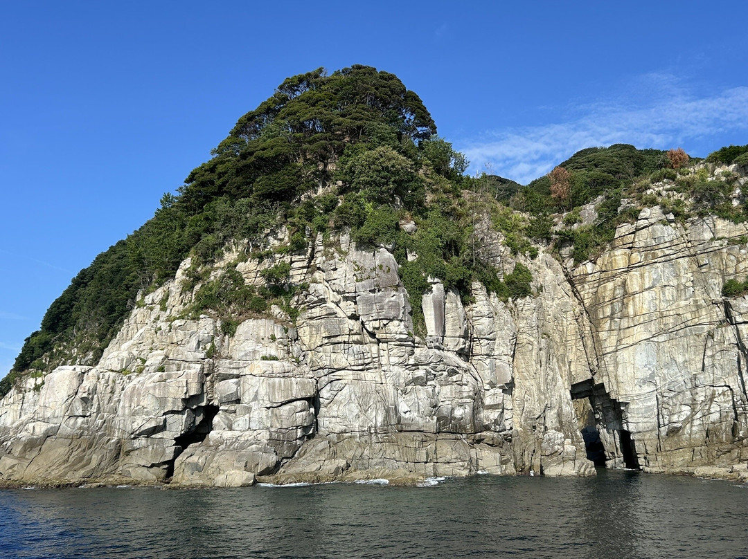 Sotomo Caves and Cliffs-小滨市必去景点