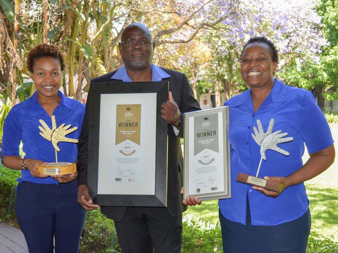 Boyang Gape Tours and Travel - Day Tours-弗维斯必去景点