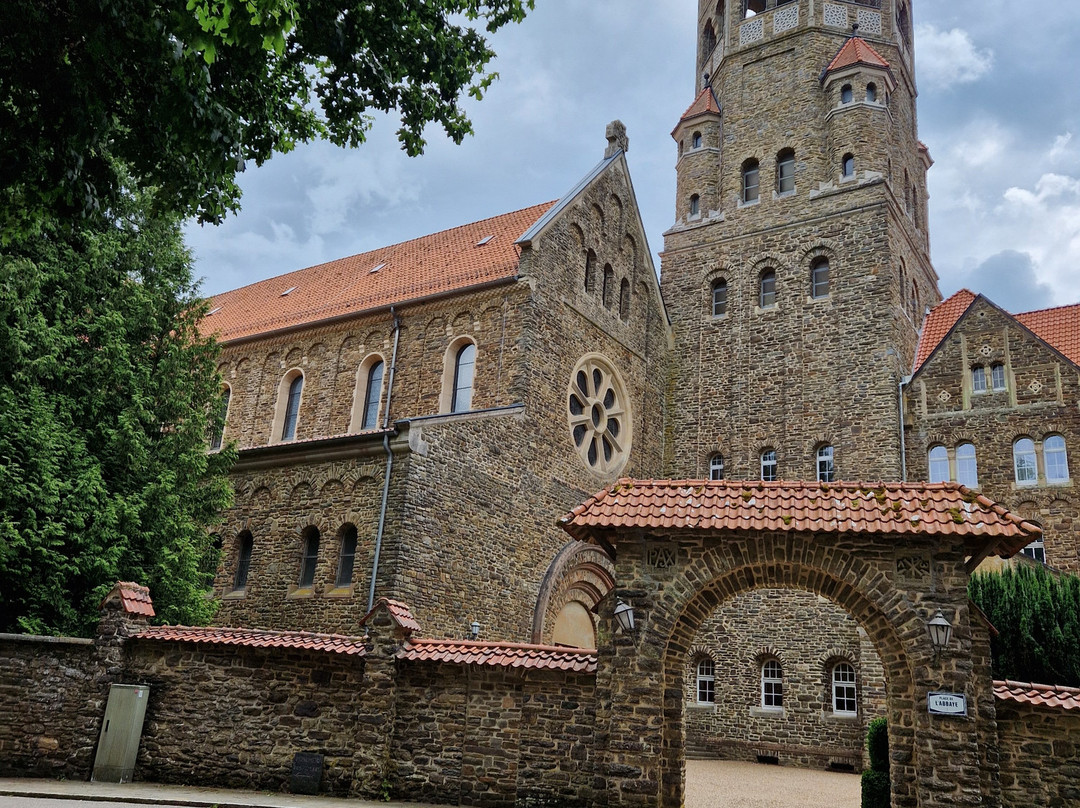 Abbaye de Clairvaux-Ville-Sous-La-Ferte必去景点