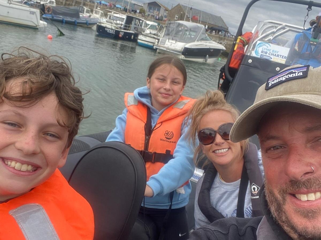 Lyme Bay Rib Charter-West Bay必去景点