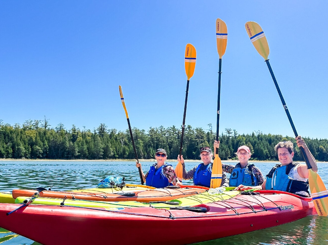 Woods & Waters-Hessel必去景点