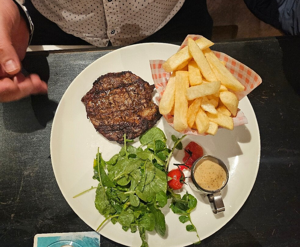 Moytura At The Riverside