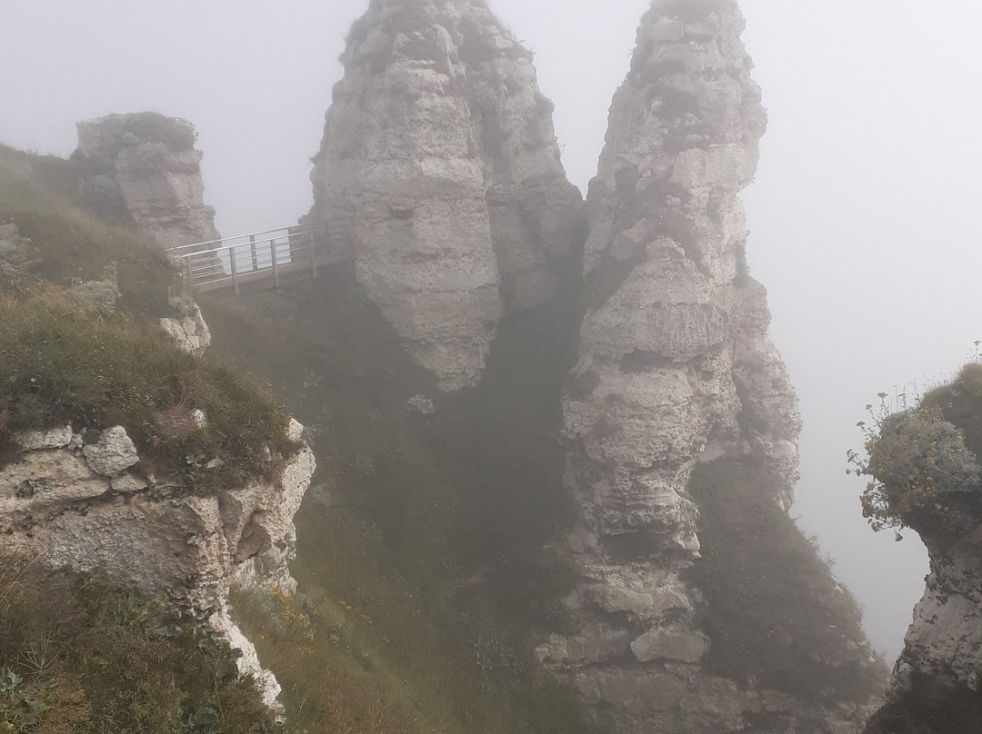Étretat-埃特勒塔必去景点