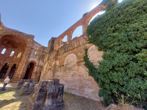 Monasterio de Santa Maria de Moreruela-Granja de Moreruela必去景点