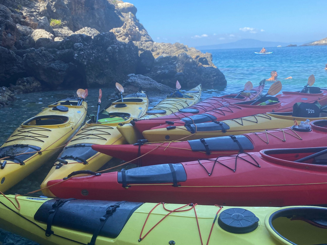 Explore Messinia-卡拉马塔必去景点