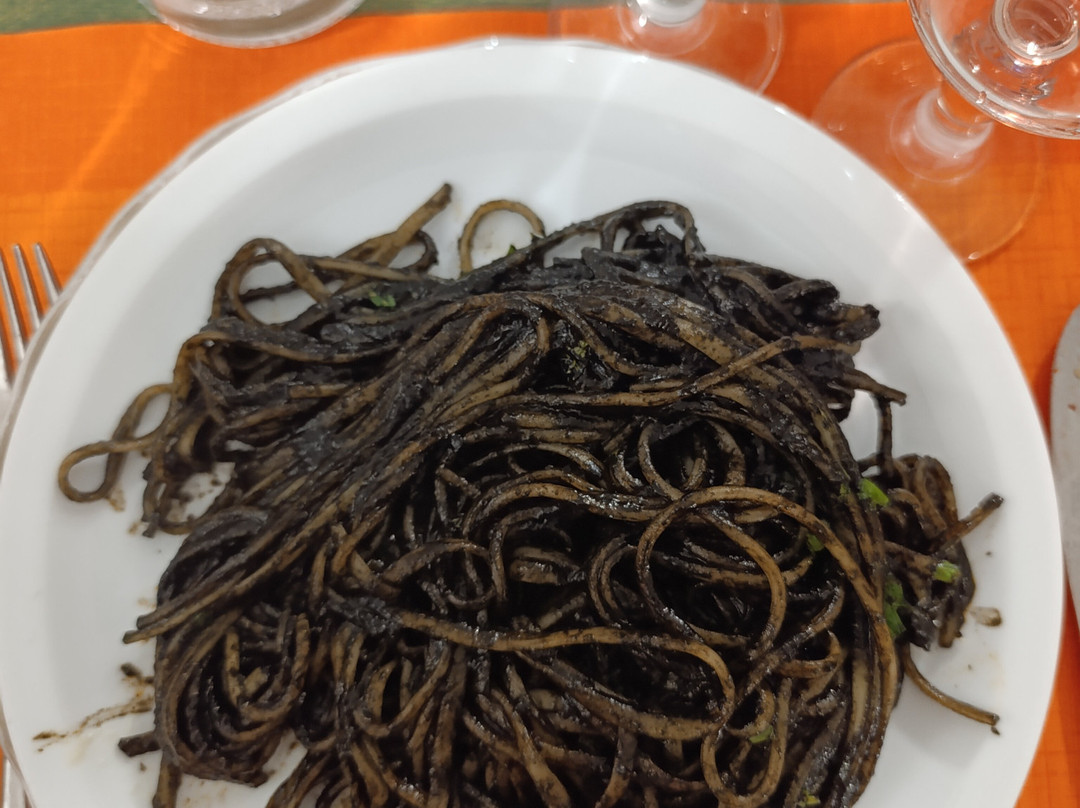 马里内拉酒店主图