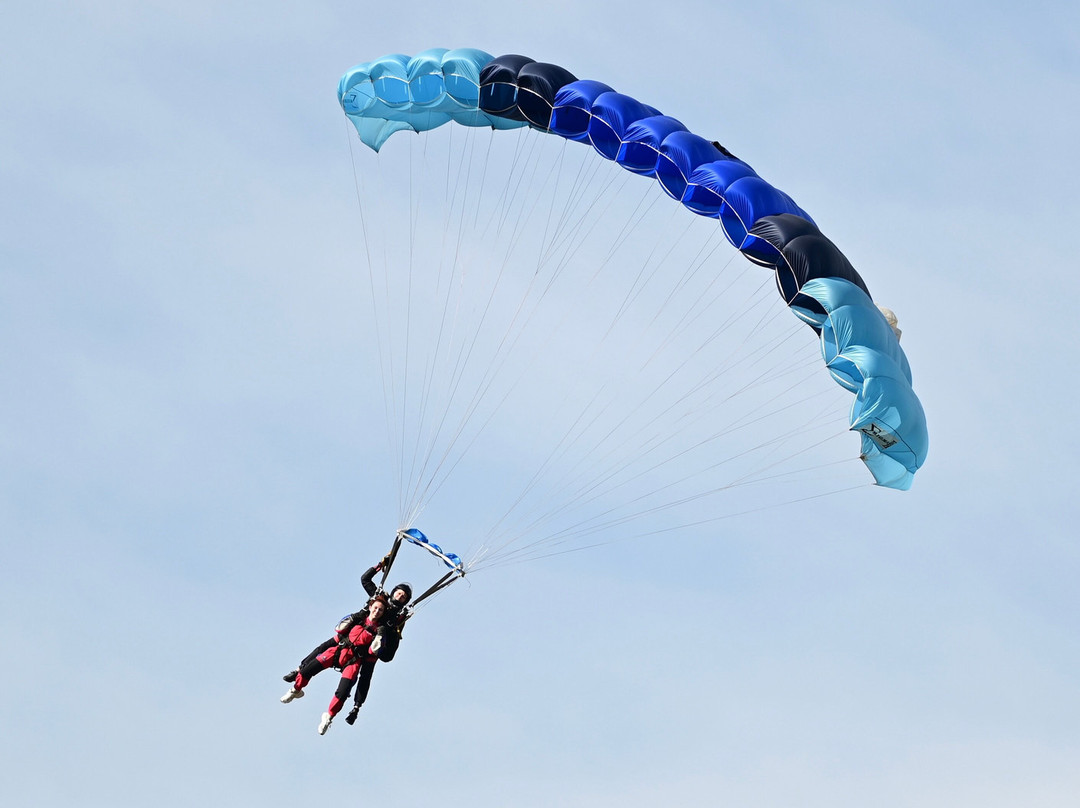 Parachutisme Adrenaline-三河市必去景点