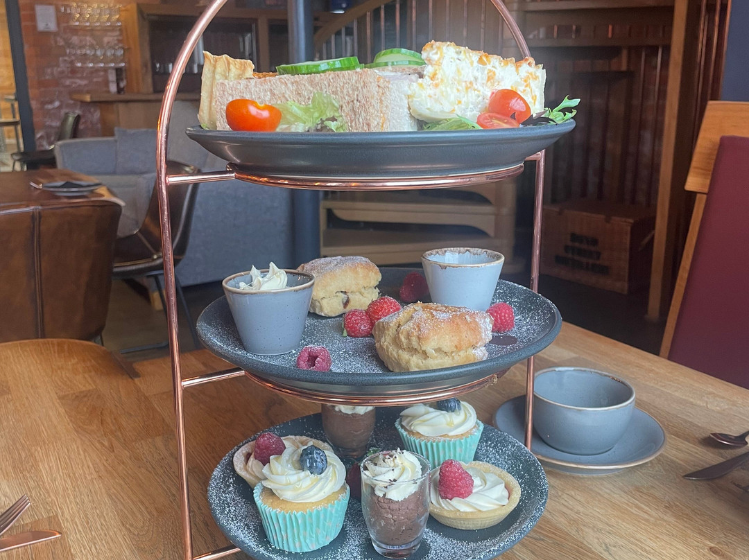 Bond Street Distillery-欣克利必去景点