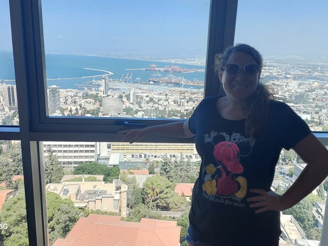 海法皇冠假日酒店主图