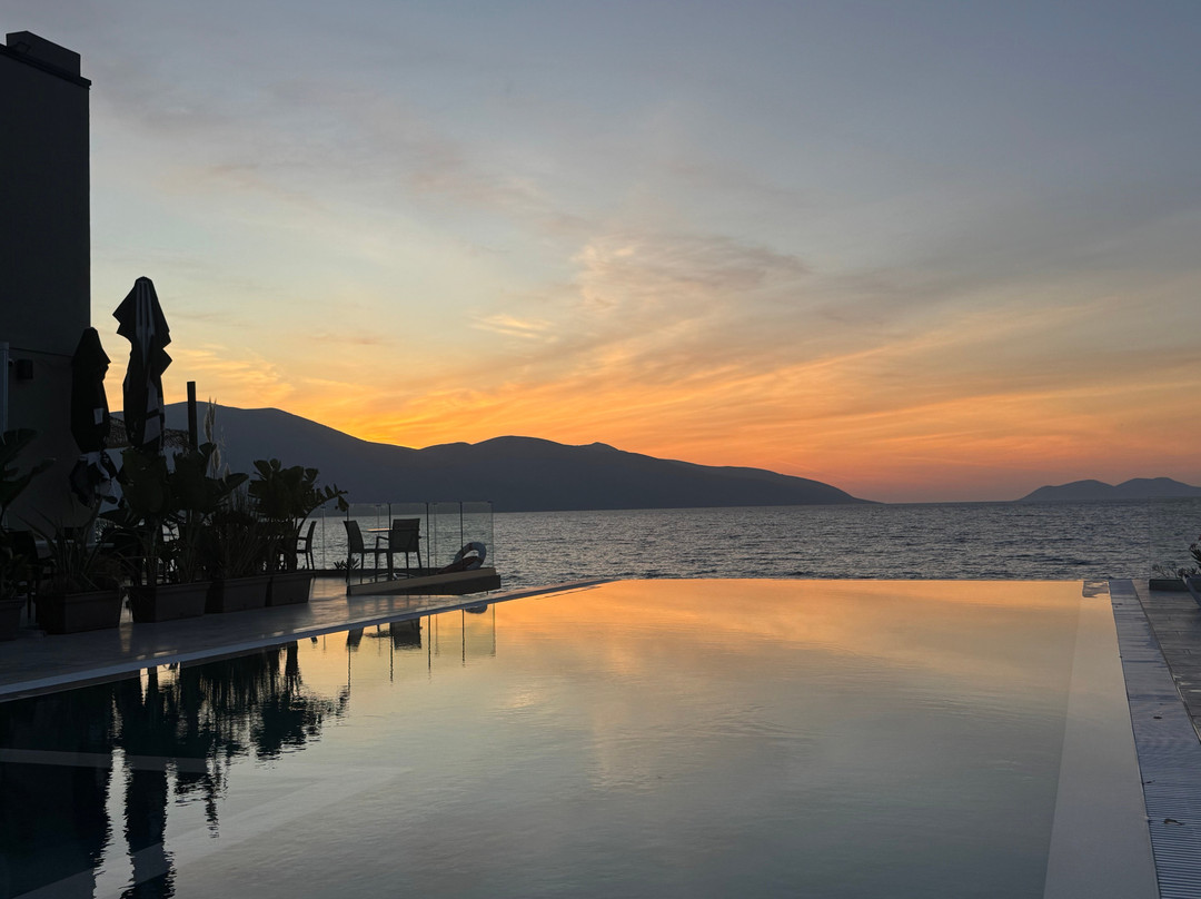 Dukes Albania Hotel