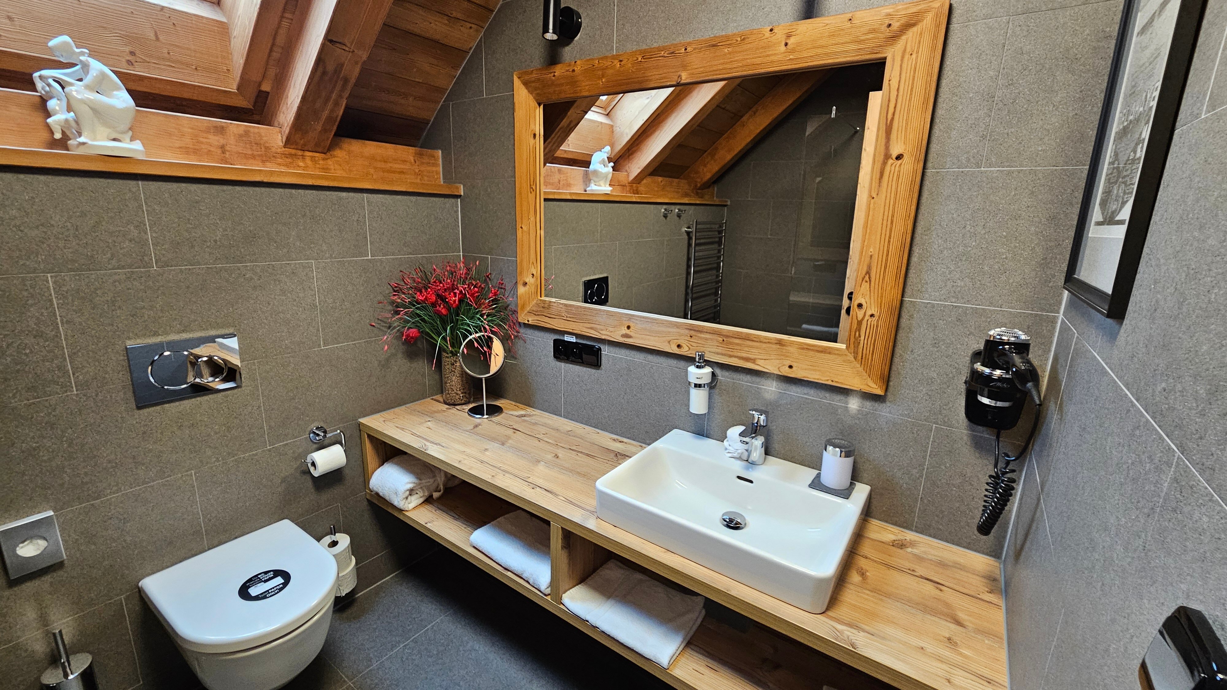 Knizeci Cesta - Aparthotel & Wellness Lipno-客卧